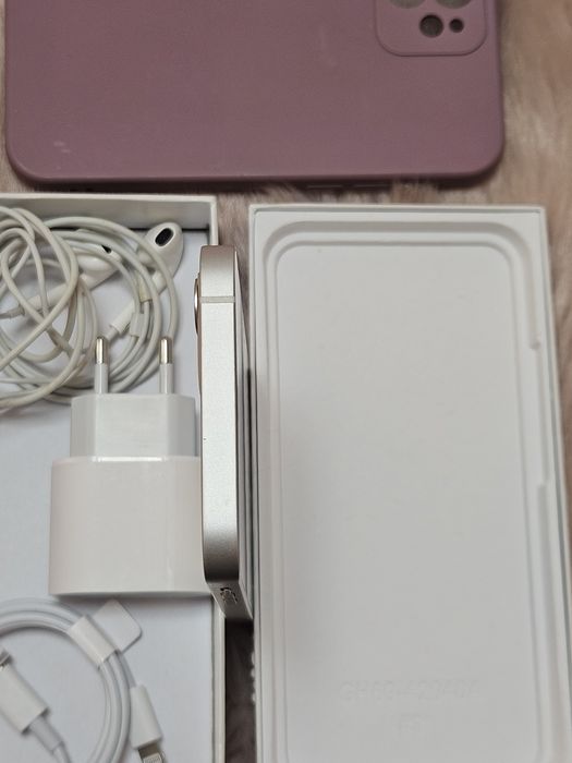 Iphone 12, 64GB culoare alba  stare bună