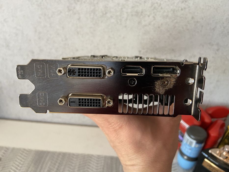 Видеокарта ASUS R7 260X 1GB DDR5