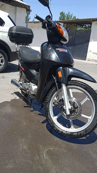 Skuter sotiladi yangi