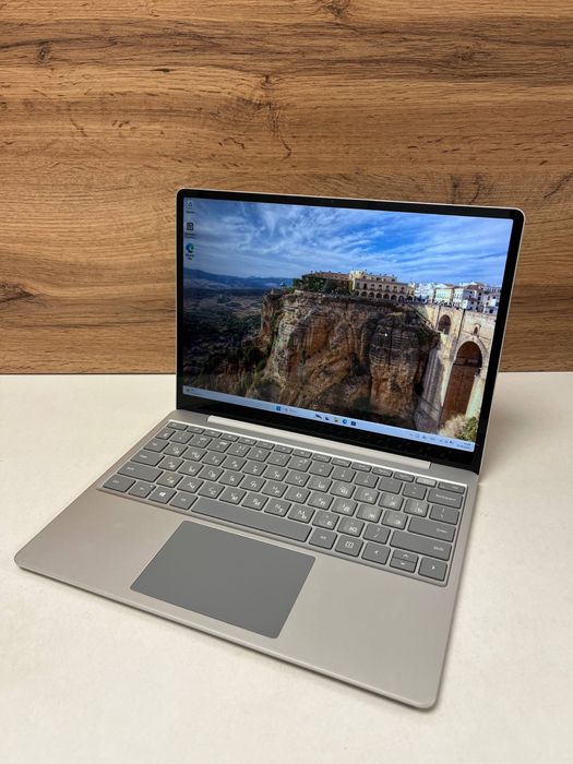 Ноут microsoft/россрочка/kaspi red