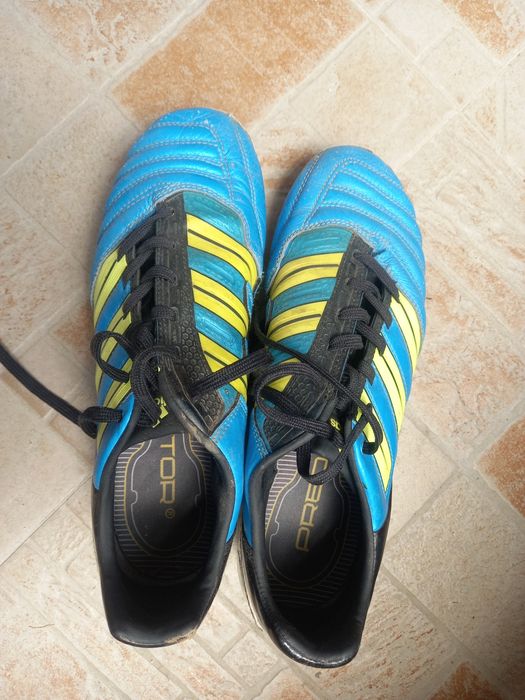 Футболни бутонки Adidas Predator 40 номер