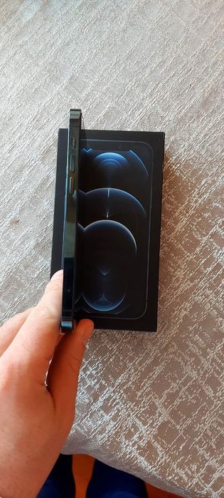 Iphone 12 pro 128 MB