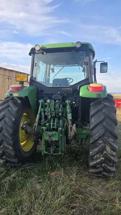Tractor John Deere 6220 (2007) cu Încărcător Frontal – Înmatriculat, Anvelope Noi