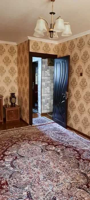 Арзон нархда 1 Каватдан 2 хонали квртира сотилади Шарк-2