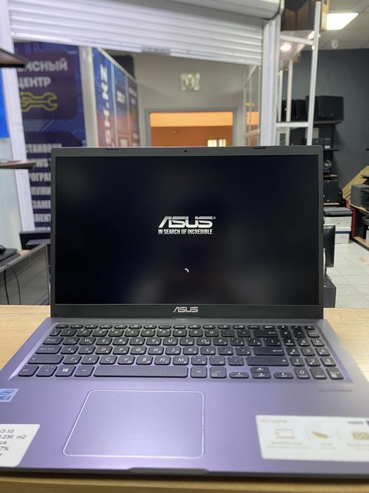 Ноутбук Asus i3-10gen/RAM8/SSD256/UHD Graphics
