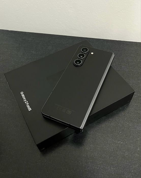 Samsung Z fold 5 памят 512/12