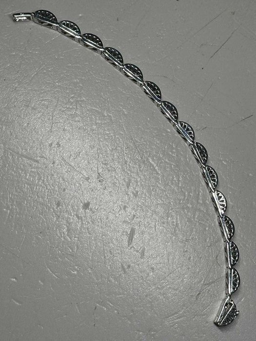BRATARA AUR alb 18K + 257 Diamante Top = 5CT - 22g. - Tip TENNIS + Certificat !
