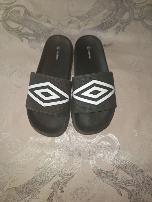 Чехли UMBRO юноши