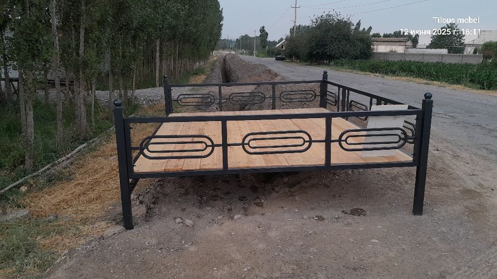 Тапчан из металлический профиля