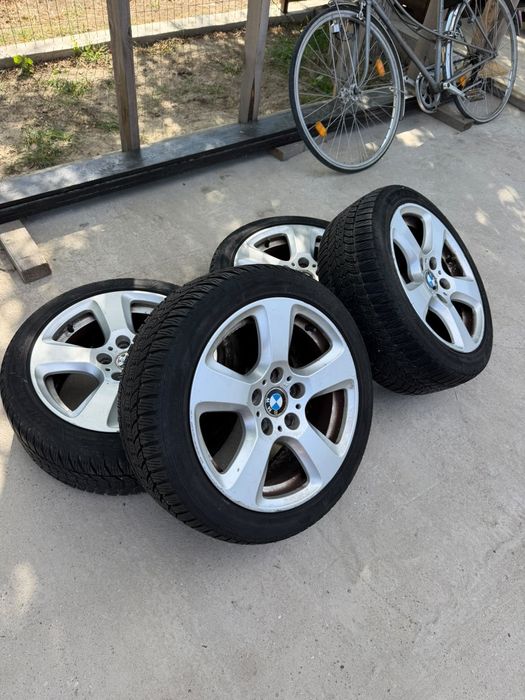 Vând jante BMW 17' cu anvelope de iarna
