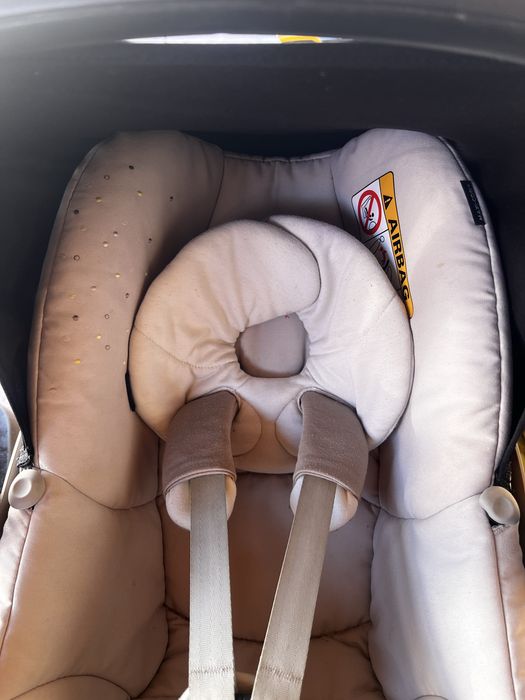 Scoica auto  maxicosi pebble cu baza izofix