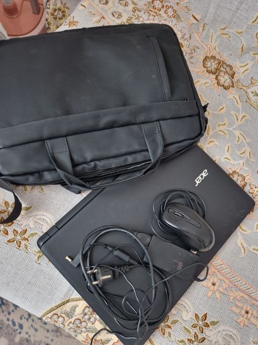 Продам ноутбук Acer 8гб озу ,ssd