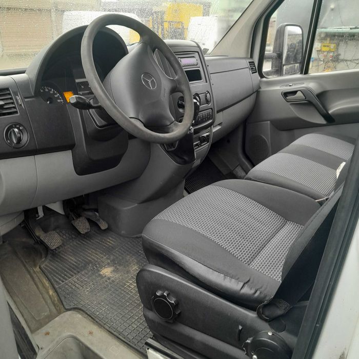 Продавам микробуси