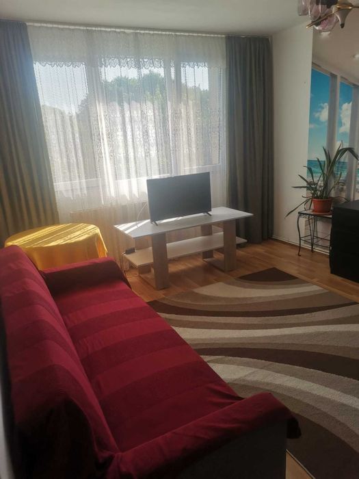 Inchiriez apartament 3 camere,sector 4,Bucuresti.