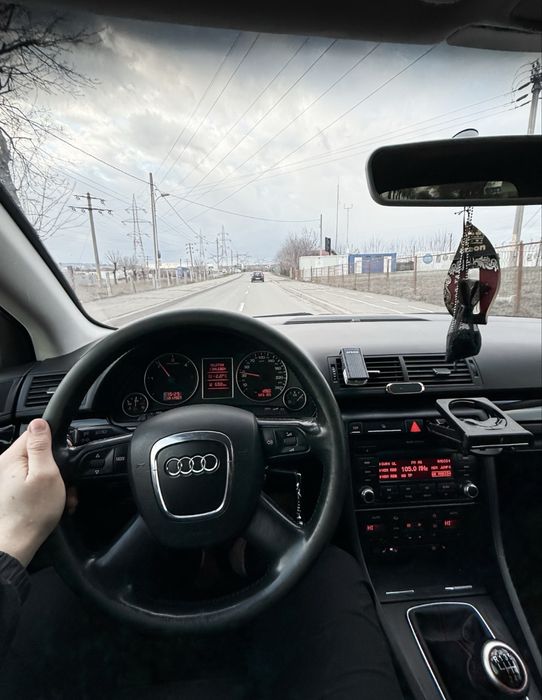 Audi a4 b7 2.0 140cp