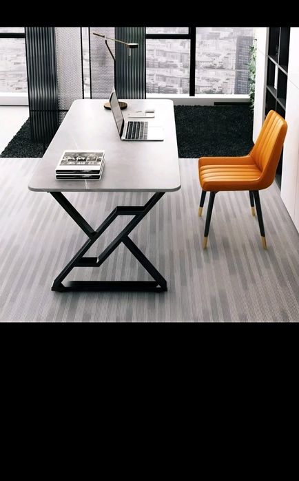 Стол компьютерный