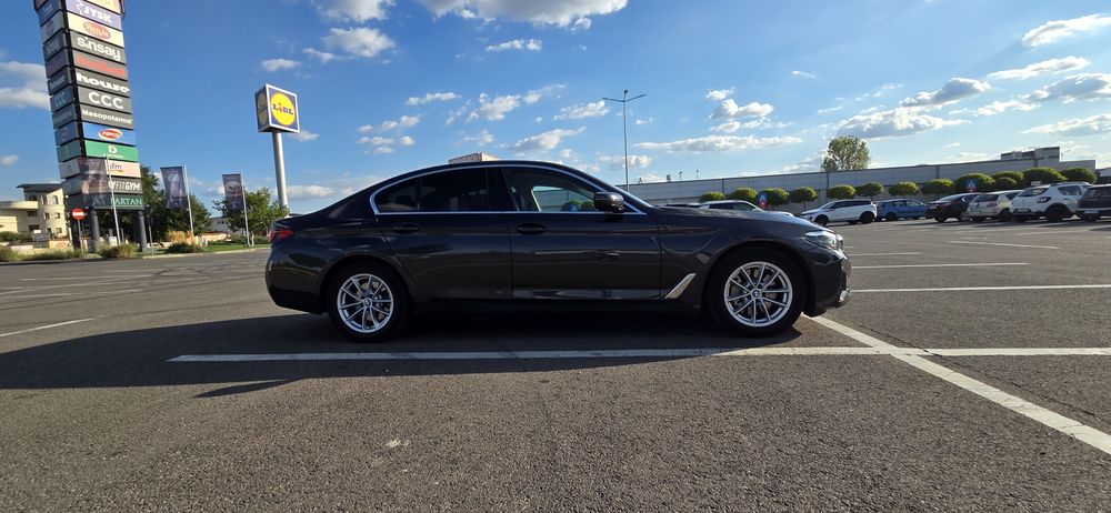 BMW 5 Series 2021 — imagine 4