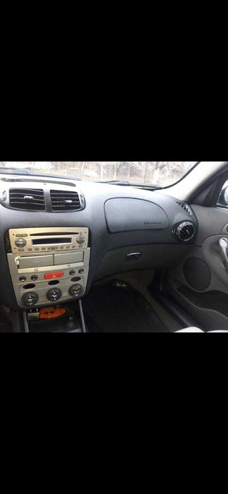 Продавам ALFA ROMEO 147