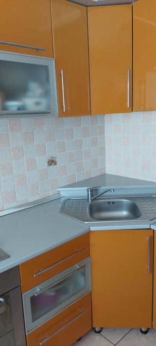 продаю кухонный гарниту