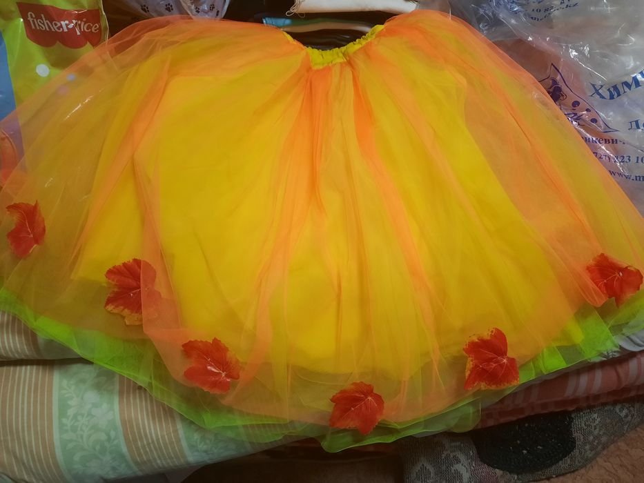 Продам костюм "Осень"