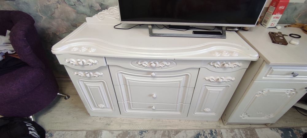 Продам комод для спальни