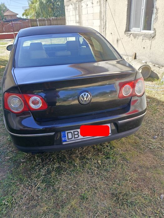 Vând Passat B6 140 CP