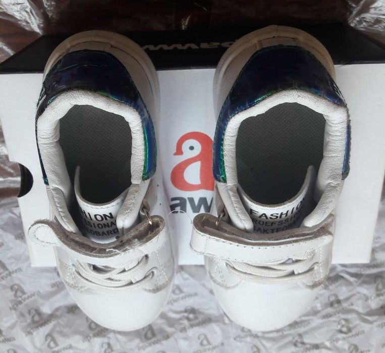 Детски обувки - размер 26