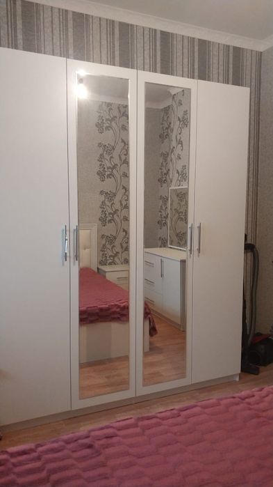 Спальный гарнитур