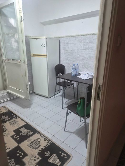 Inchiriez apartament