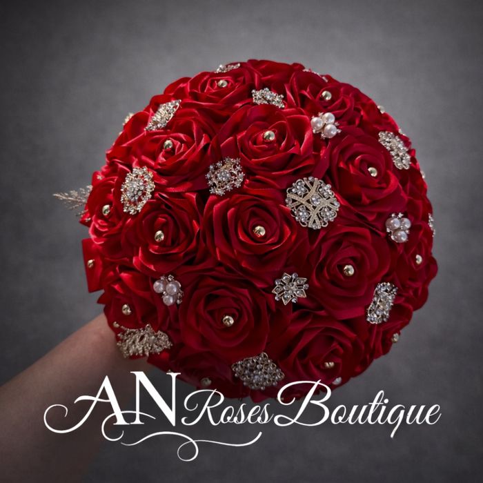 Buchet nasa cu trandafiri din satin