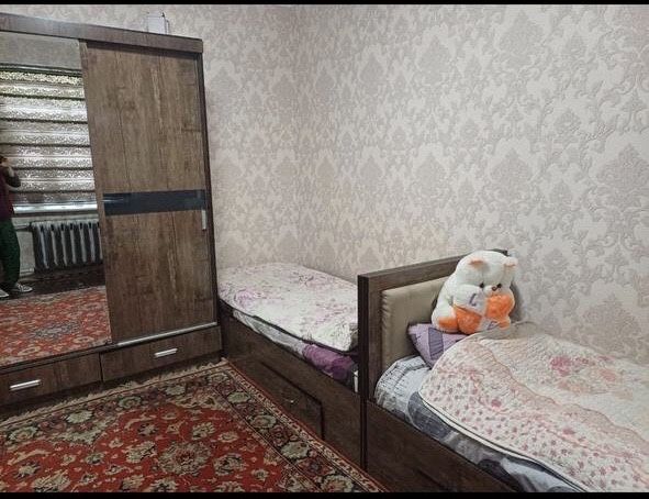 3 xonali uy sotiladi