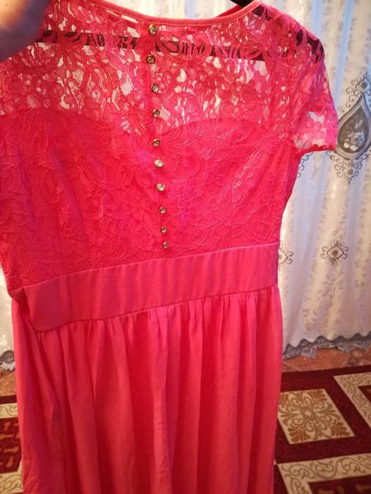 Продам или сдам платье 46-48 до 50 размера