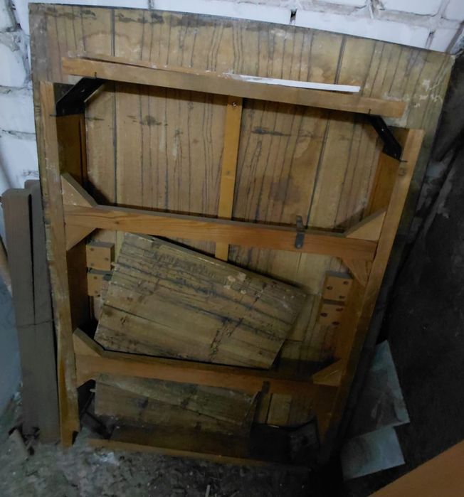 Бытовая   мебель