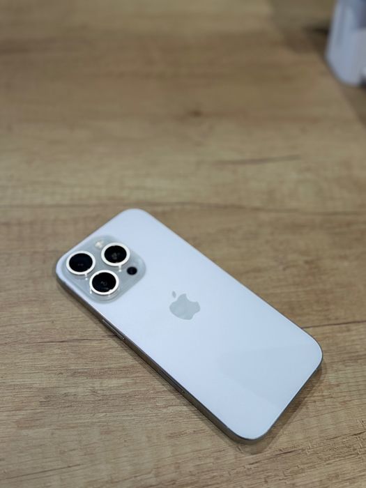 iPhone 16 Pro 128Gb White/Baterie90%/Garantie 1 an @atsgsm.ro