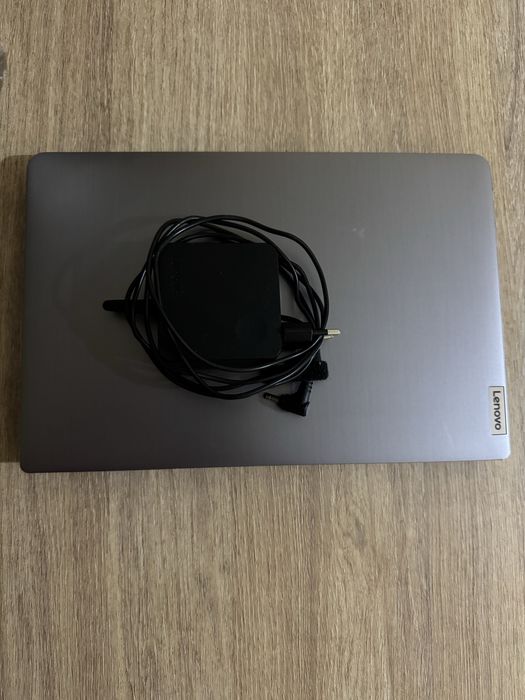 Lenovo IdeaPad 3 14ALC6 Ryzen 3 5300U / 12GB RAM / 14” / SSD /