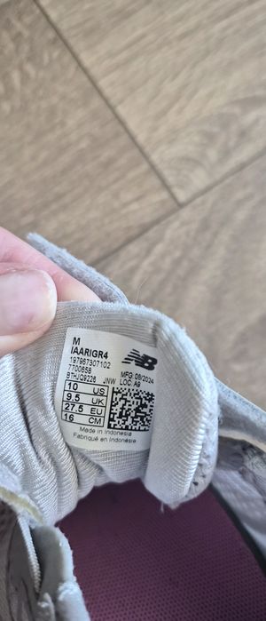 Converse 25 , New Balance 27.5, Mini Melissa 25/26