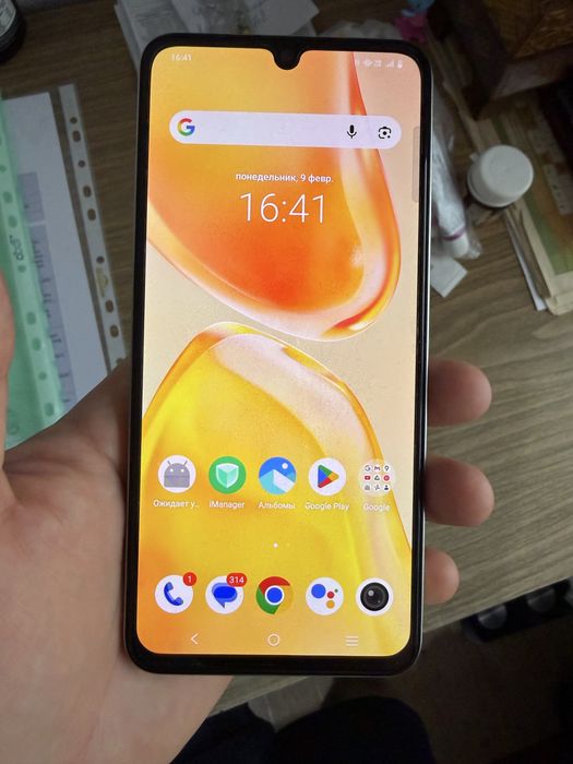 Продам телефон Vivo V25e