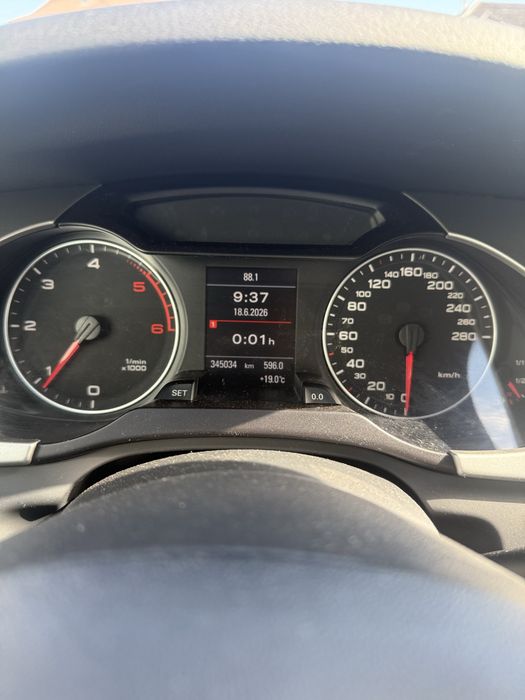 AUDI A8 2010 — imagine 4