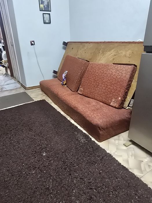 Отдам даром диван