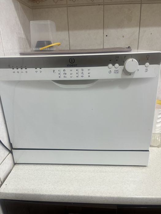 Настольная посудомоечная машина indezit