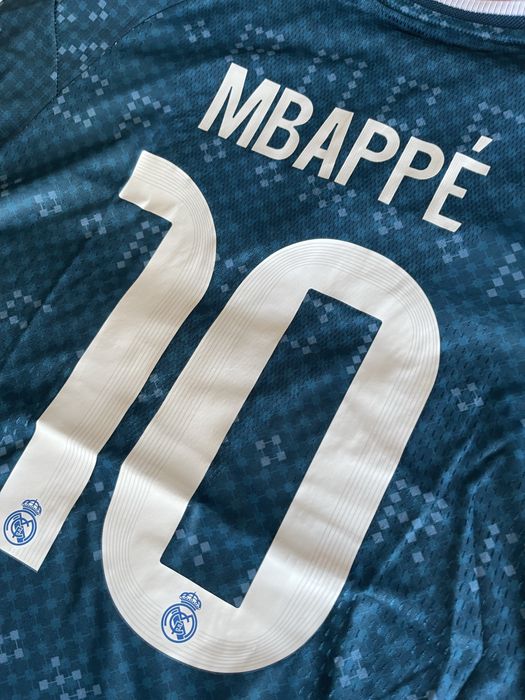 Real Madrid 2026/2027 Kylian Mbappe #10