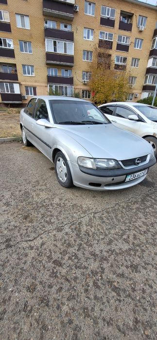 Опель вектра б.  1998  г.в