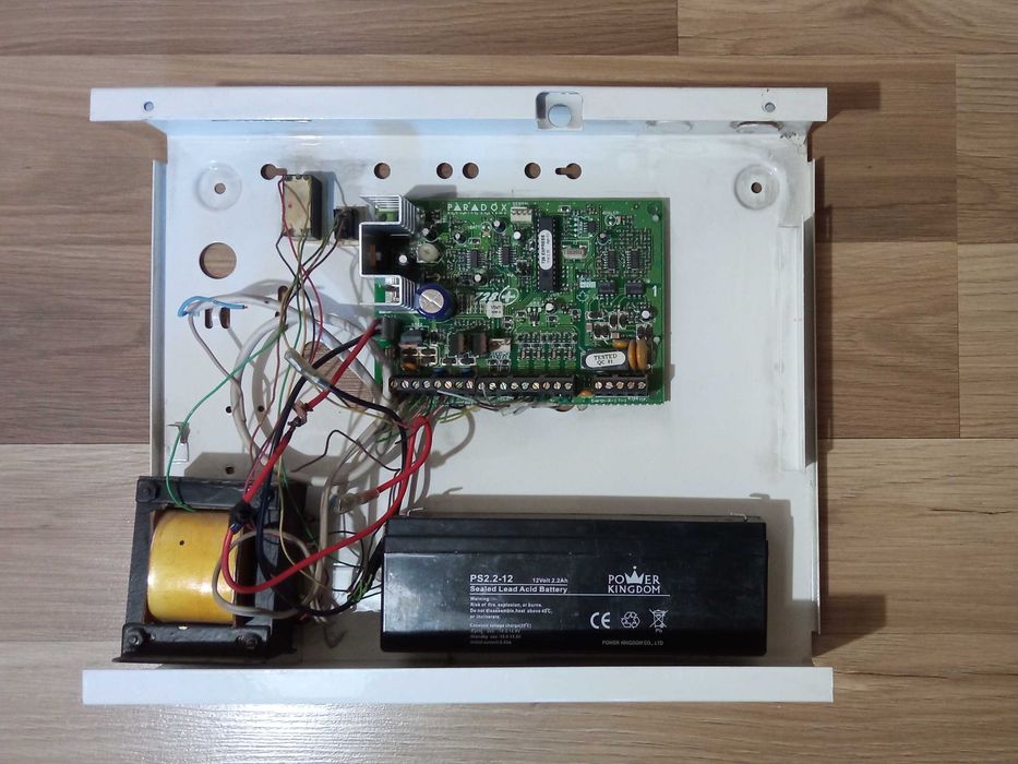 Алармена система Paradox