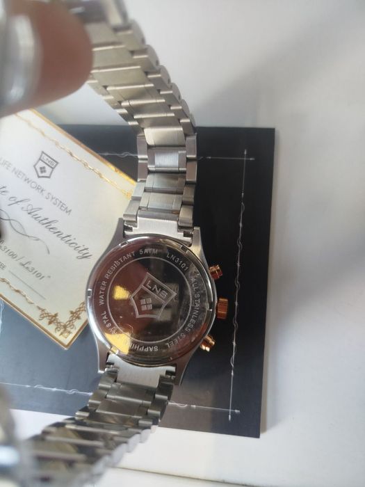 Shvetski qo'l mexanik soat