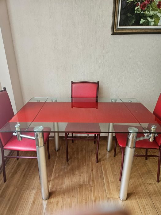 Продам кухонный стол