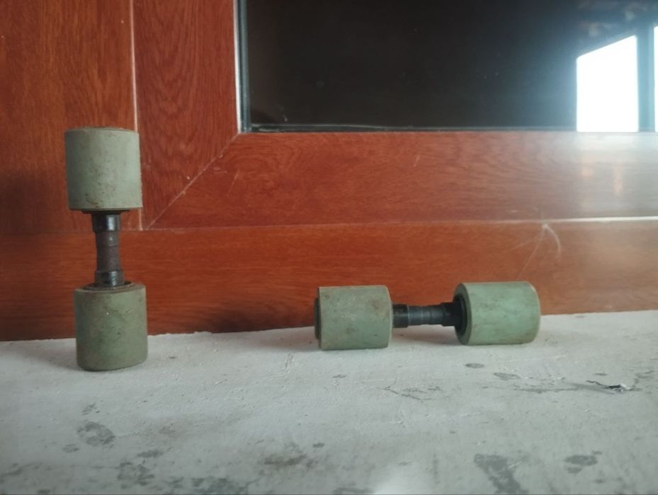 Подшивник роликовий штук 100  Подшивник внешний роликовы штук 1500