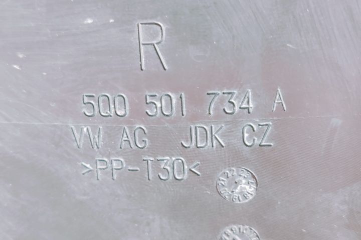 Capac  brat inferior 5Q0501734A Volkswagen VW Tiguan a 2-a generatie