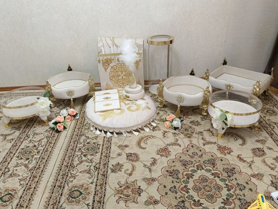 Тойбастар,дәм,сыйлықтар салуға корзиналар сатылады