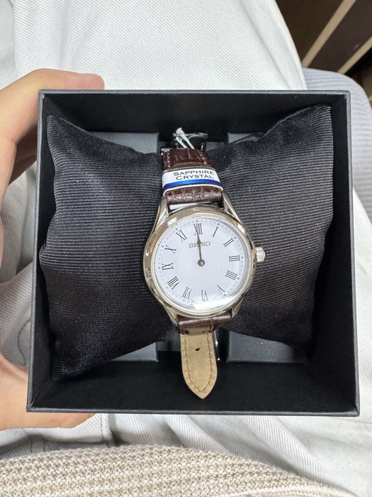 Продам женские часы SEIKO SWR071P1