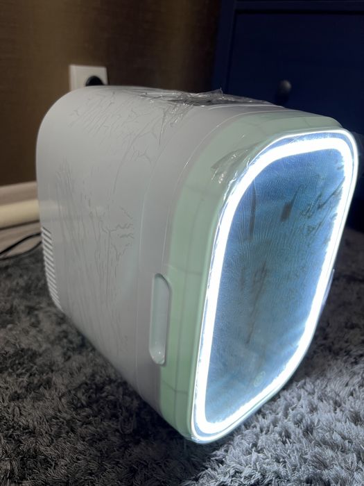 Бьюти холодильник